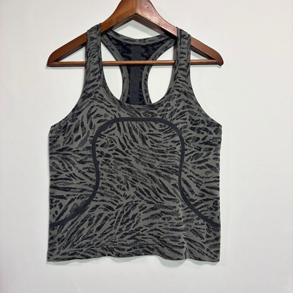 Lululemon Swiftly Tech Racerback Tank Top Gray and Black Size 8